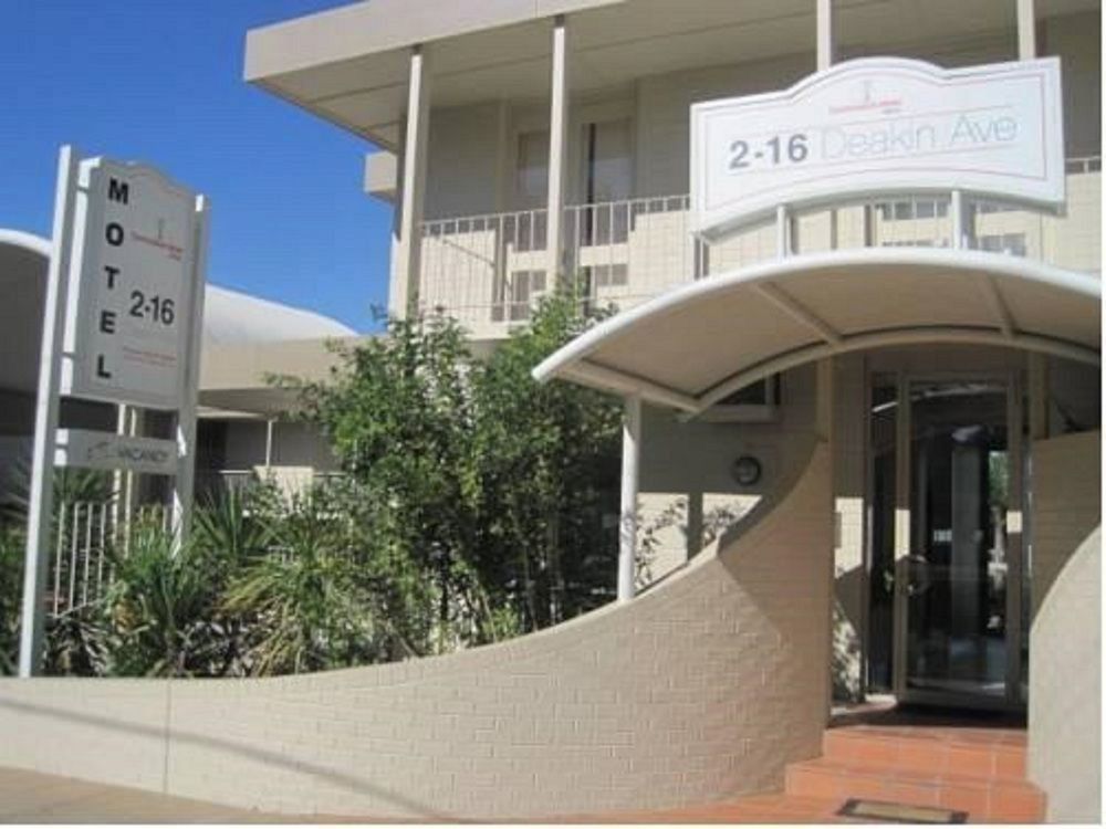 Commodore Mildura Motel Exterior photo