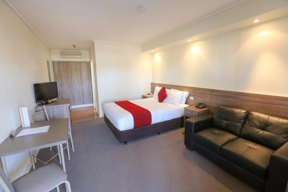 Commodore Mildura Motel Exterior photo